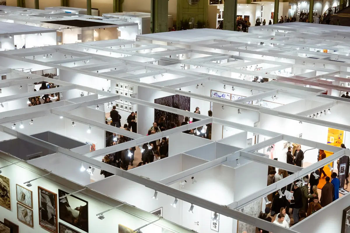 Art Basel Paris 2026 : 23–25 octobre au Grand Palais, 11 h–19 h, billet jour 47 €