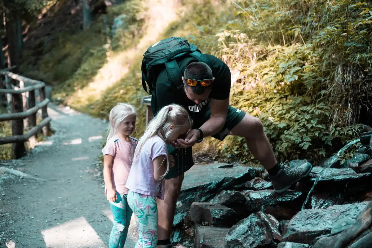 Balade en famille autour d'Annecy : Roc de Chère très facile et réserve du Bout du Lac