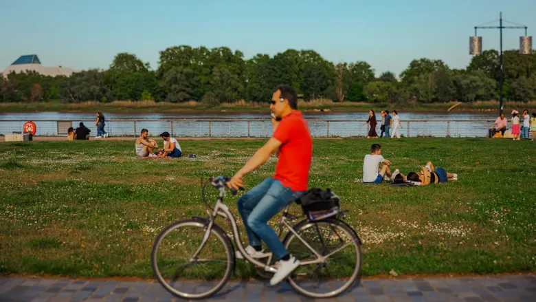 Cinéma en plein air à Bordeaux été 2026 : Parc Bordelais gratuit (juillet–août), Darwin Ecosystème et séances Bordeaux Métropole