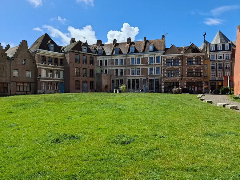 Cinéma en plein air à Lille été 2026 : Parc de la Citadelle Vauban, quartiers et circuit Ligue de l'enseignement Nord, gratuit dès juin