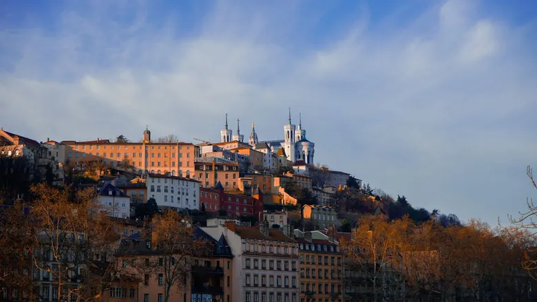 Nuits de Fourvière 2026 — Programme Complet, Artistes & Guide de la 80e Édition (Lyon)