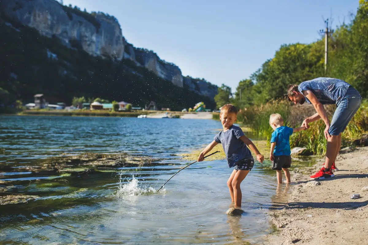 Que faire à Aix-les-Bains en famille : Aqualis à 2 € l'enfant et six plages gratuites