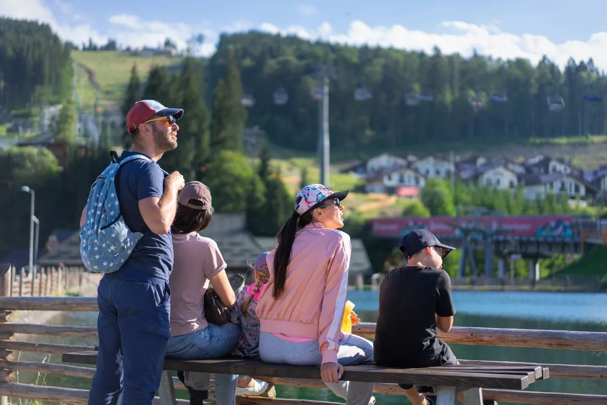 Que faire à Annemasse en famille : le Salève à 6,50 € l'enfant et Château Bleu à 4,10 €