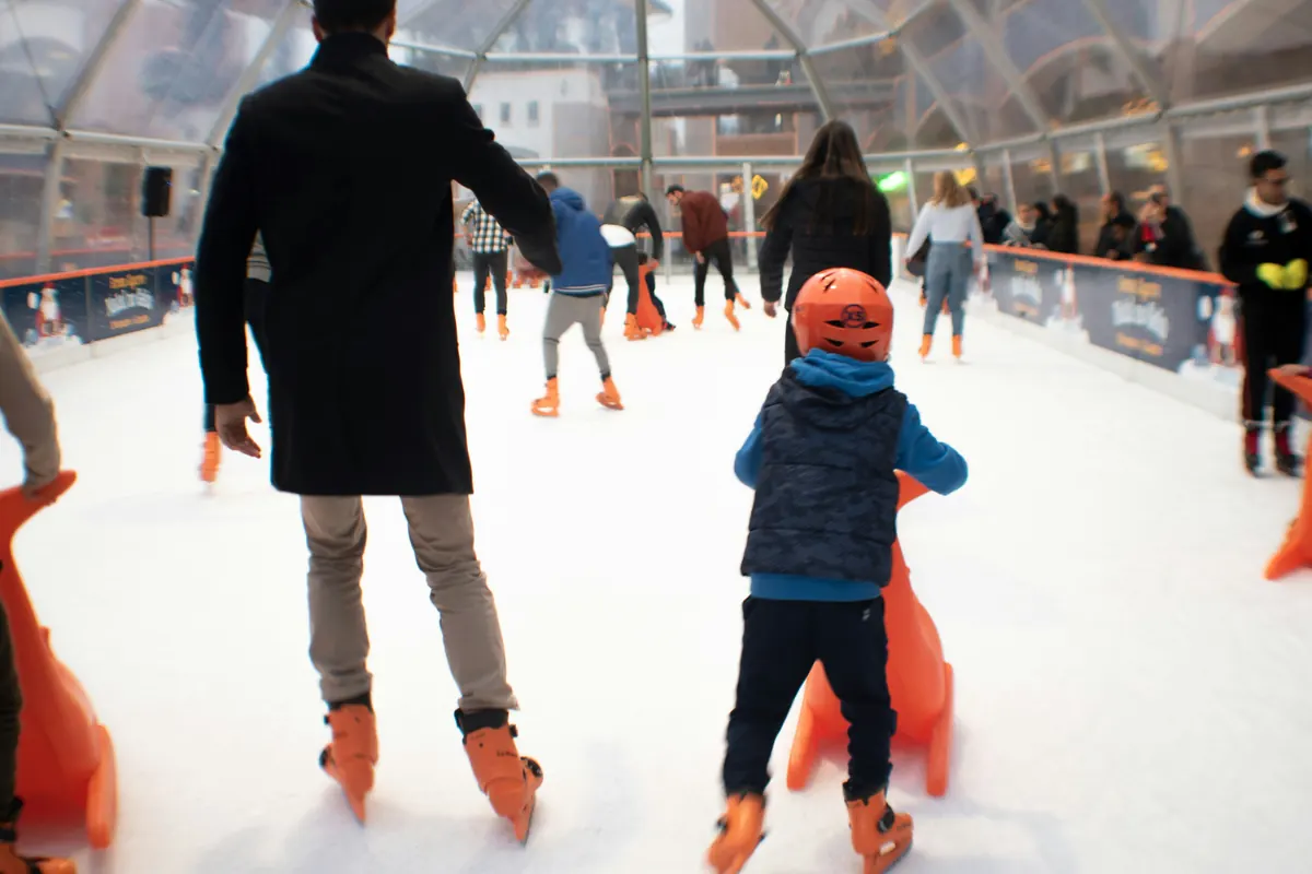 Que faire à Clermont-Ferrand quand il pleut : patinoire, piscines et ciné pitchouns