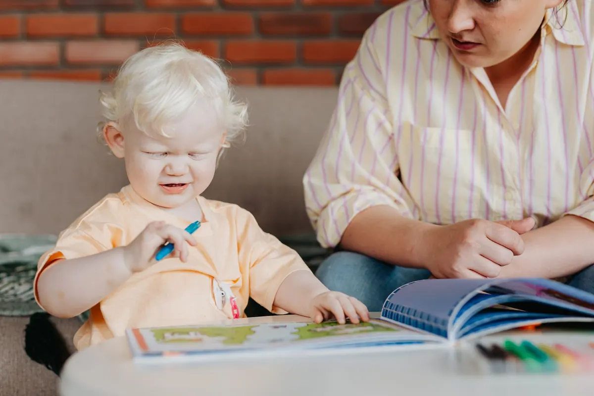 Sortie avec bébé à Orléans : lectures de 0 à 3 ans et bébés nageurs le dimanche matin